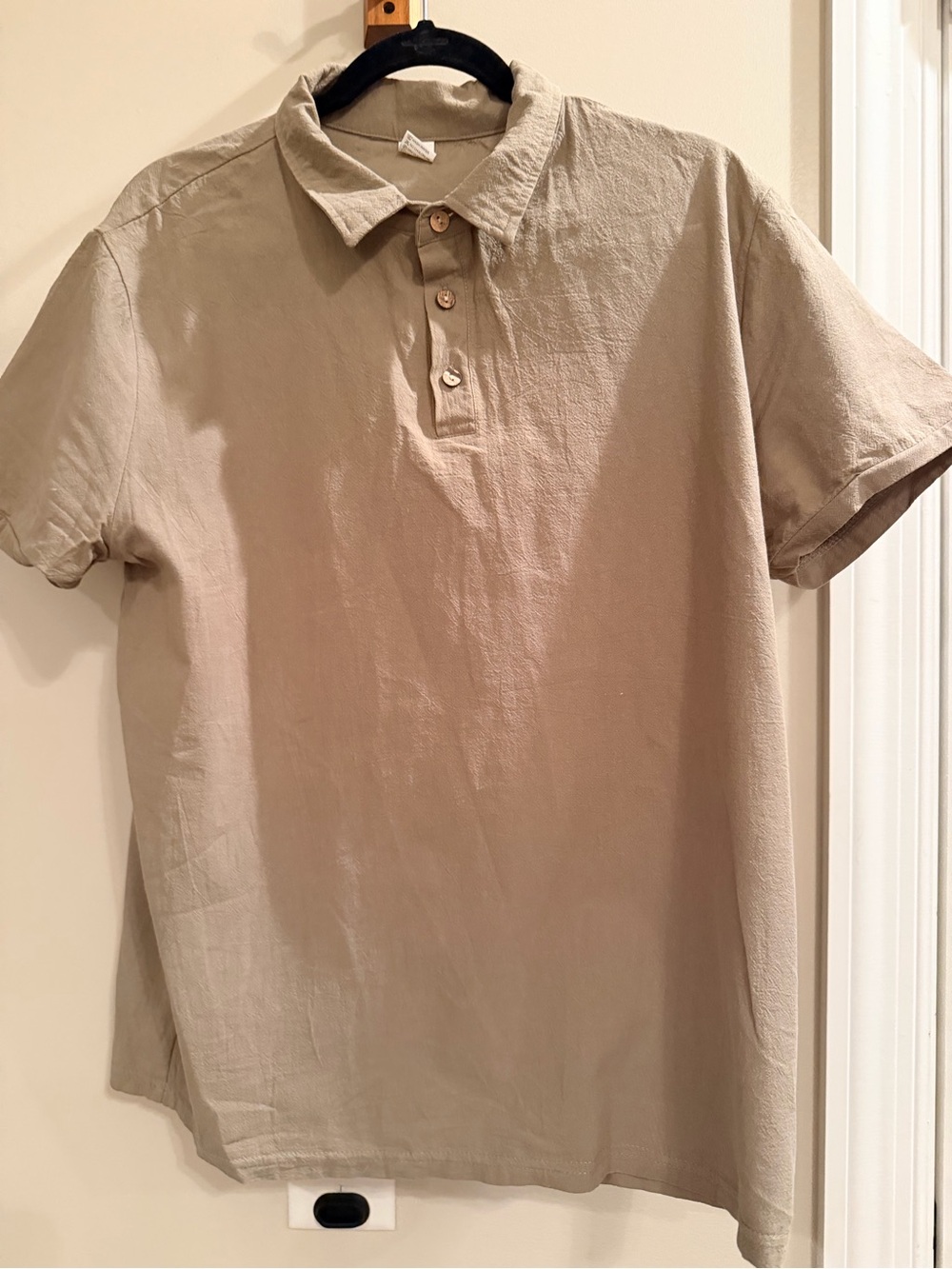Source Unknown Tan Men's Polo Shirt – Short Sleeve Button linen